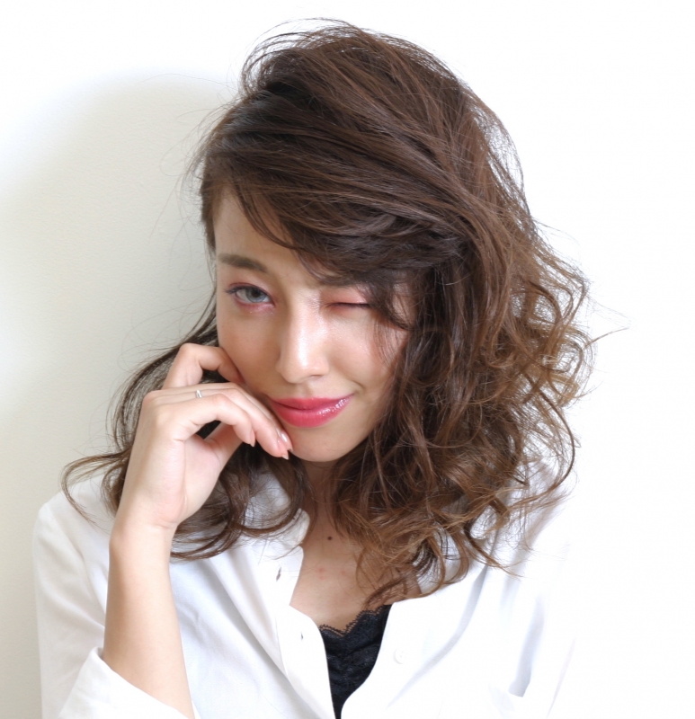 ヘアカラーと一緒に炭酸メニューをやるべし むしろ美容室では炭酸メニューを絶対やるべし 炭酸 ヘアカラーと一緒に炭酸メニューをやるべし むしろ美容室では炭酸メニューを絶対やるべし 炭酸